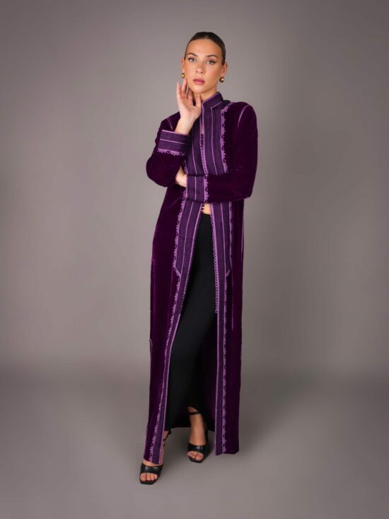 Caftan fait main en Velour et brodé en fil de soie - Violet