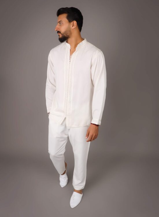 Chemise en lin exquise avec broderie marocaine entièrement faite à la main - Blanc