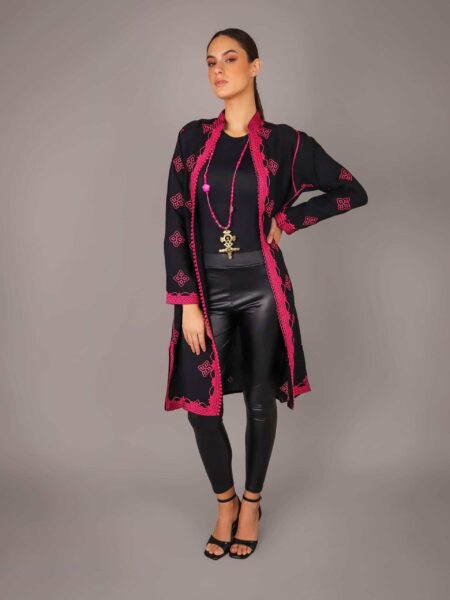 Tunic in Hand-Embroidered Linen – Black Pink