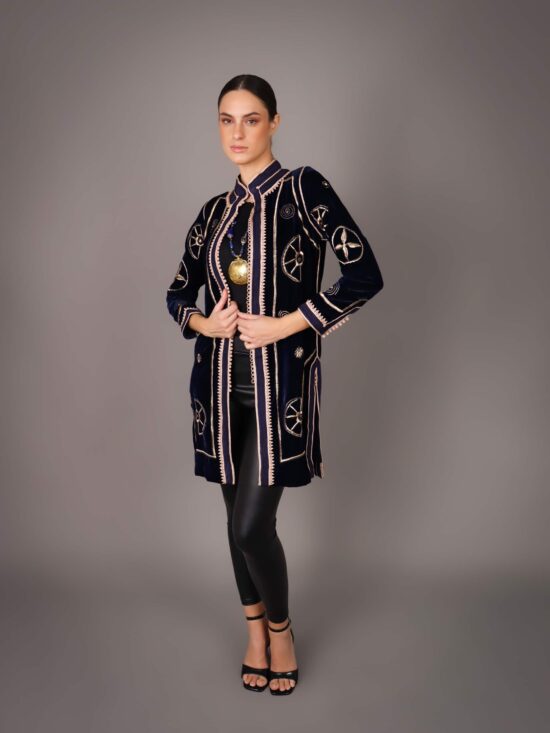 Trois Quart Velour Magana