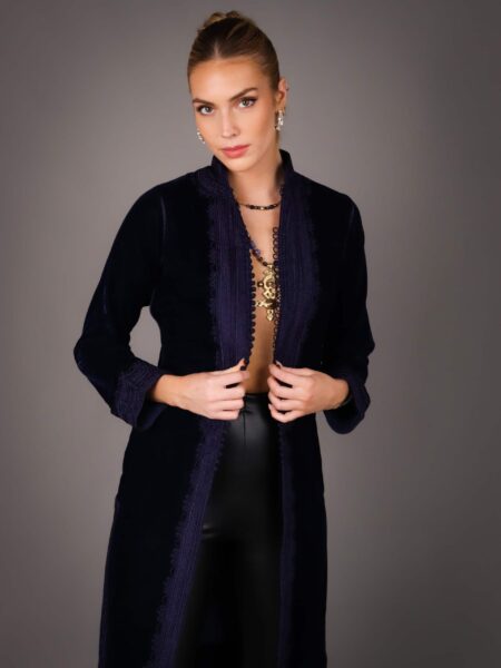 Handmade Tunic in Velvet Embroidered with Silk Thread – Black Blue